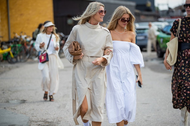 Moda trendy: Wielki powrót minimalizmu. Co będzie modne tej jesieni?