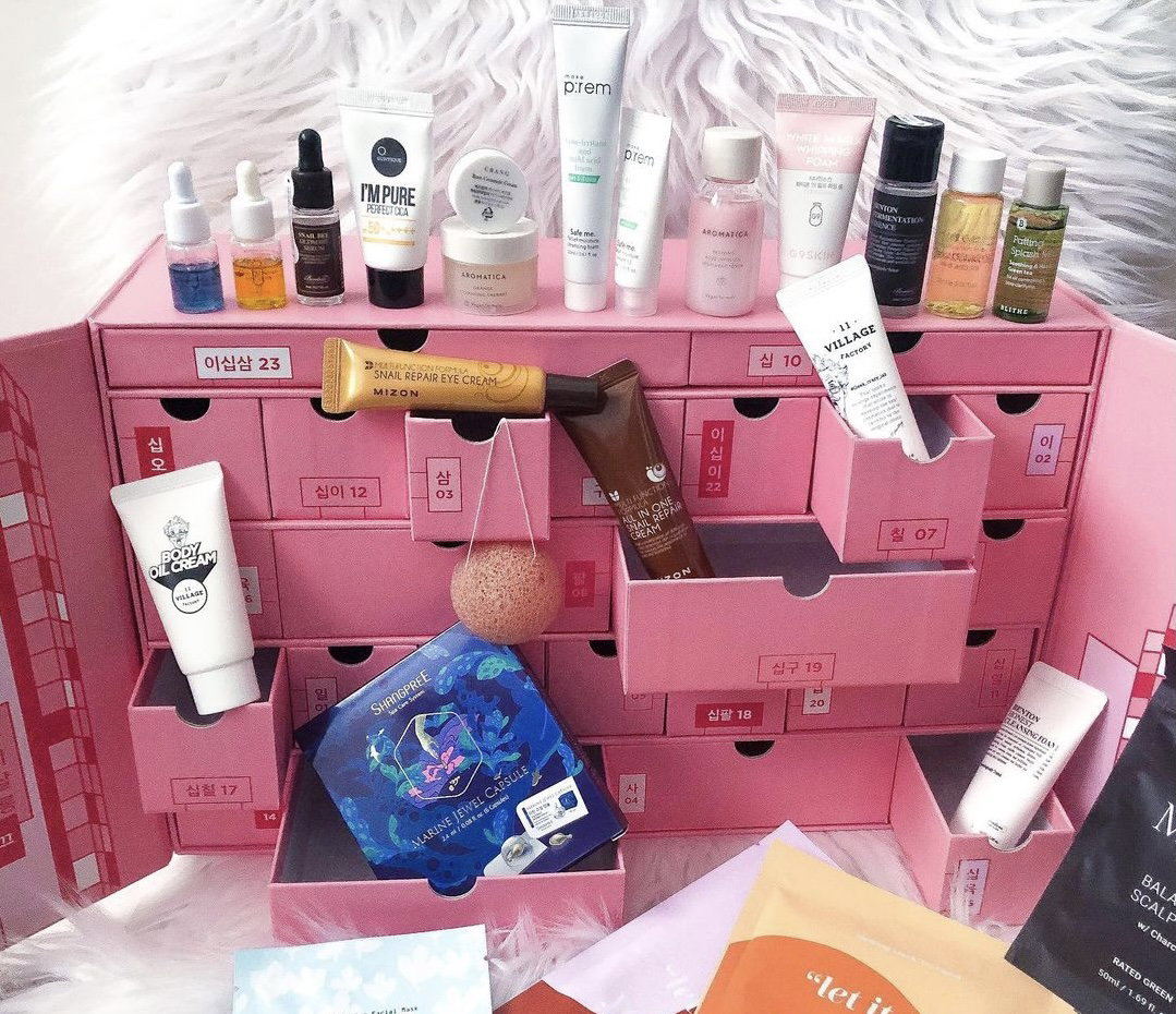 Kalendarz adwentowy z kosmetykami do pielęgnacji