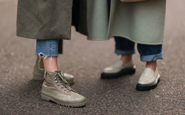 Białe botki na jesień i zimę - totalny hit sezonu czy kicz?