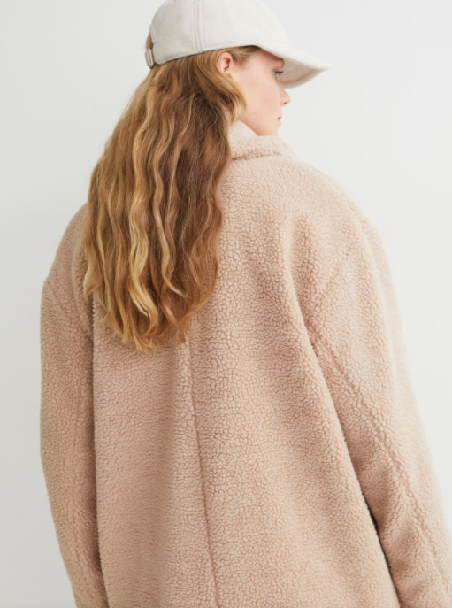 Płaszcze z wyprzedaży: H&M 134,99 zł