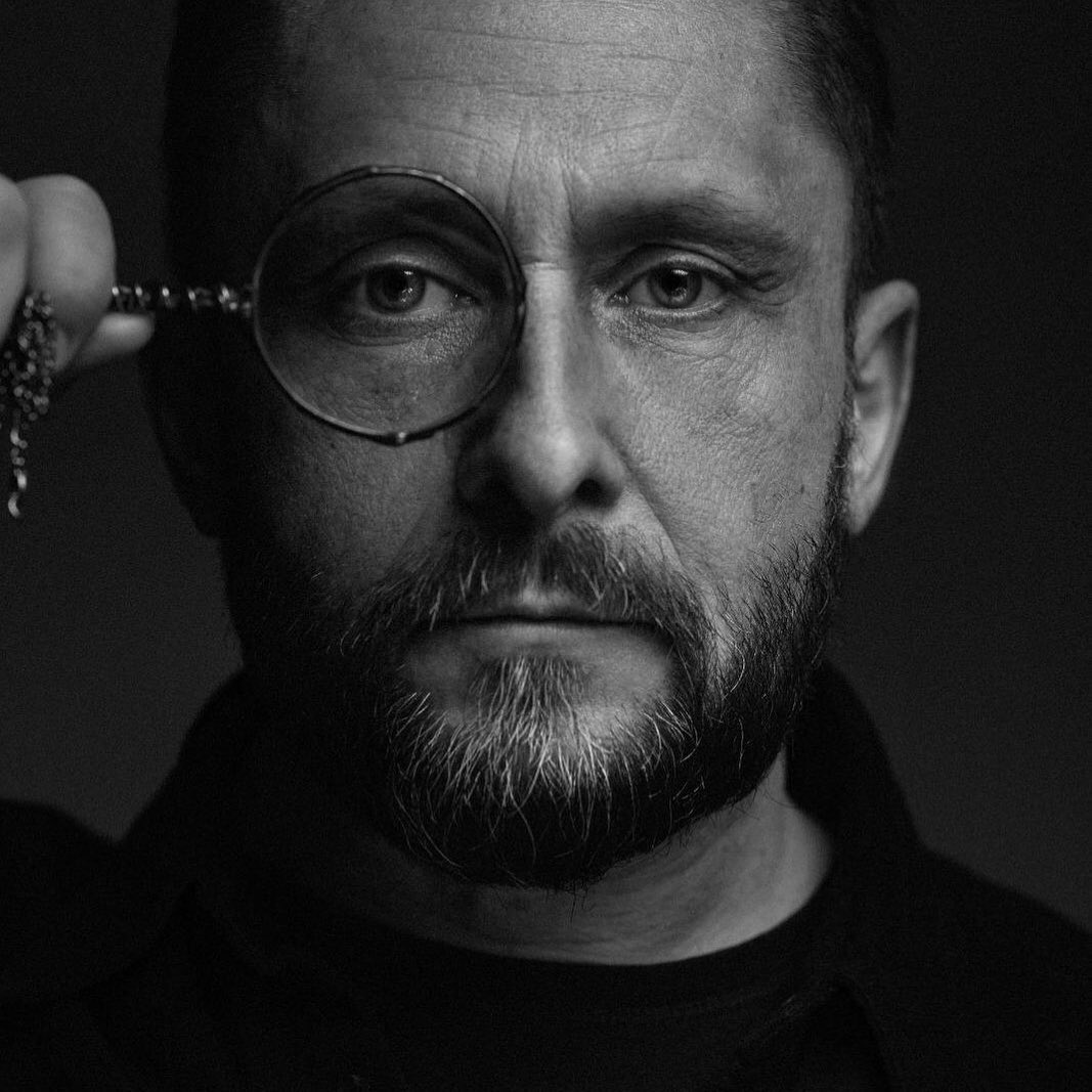 Wzruszający gest syna Kamila Durczoka. Przekazał na Wielką Orkiestrę Świątecznej Pomocy pamiątkę po zmarłym ojcu