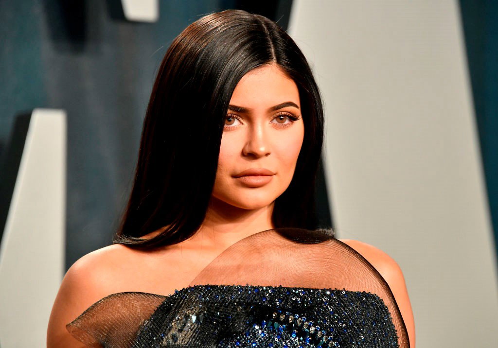 Kylie Jenner urodziła. Drugie dziecko celebrytki ma w dacie narodzin "anielską liczbę". Co to oznacza?