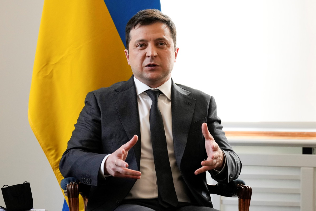 Prezydent Ukrainy apeluje do rodaków: "Nie panikujcie. Jesteśmy silni. Jesteśmy gotowi na wszystko i zwyciężymy"