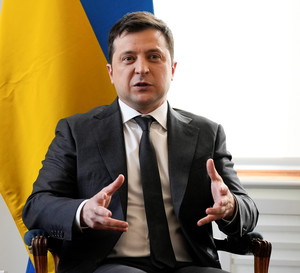 Prezydent Ukrainy apeluje do rodaków: "Nie panikujcie. Jesteśmy silni. Jesteśmy gotowi na wszystko i zwyciężymy"