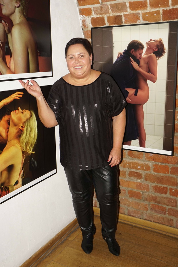 Dorota Wellman na wernisażu wystawy zdjęć filmowych męża, 03.02