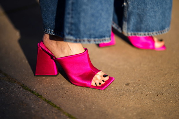 Modne buty na wiosnę: o tych modelach butów marzą stylistki i redaktorki mody. Zobacz nasze typy na nowy sezon!
