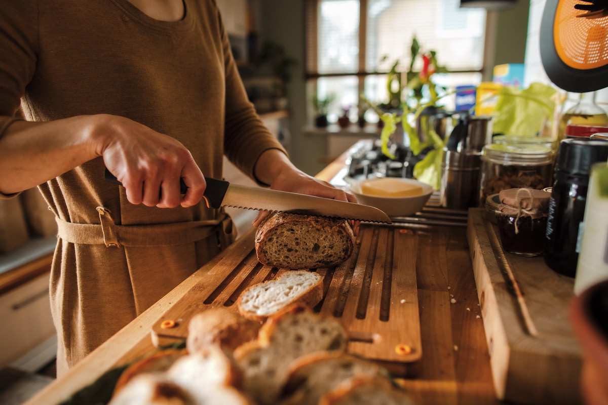 Marynarka w stylu Kasi Sokołowskiej. Ten mocny kolor "robi robotę" - to HIT sezonu!