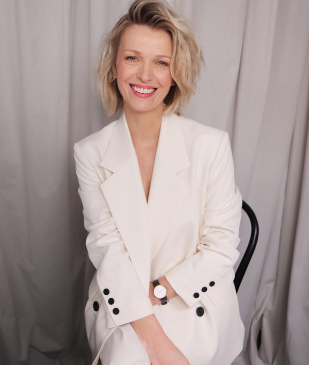 Marynarka Magdy Mołek - gwiazda często stawia na ten elegancki krój i wiosenny kolor