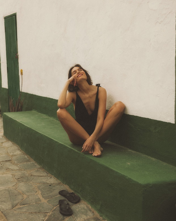 Nowa kampania Undress Code SS22 Stealing Beauty to złoto! Chcemy wszystko z tej kolekcji plus bilet w daleką podróż