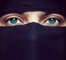 Spełnił się najgorszy scenariusz dla afgańskich kobiet. Talibowie nakazali im zakrywać całe ciało burką: „Chcemy, aby nasze siostry żyły godnie”