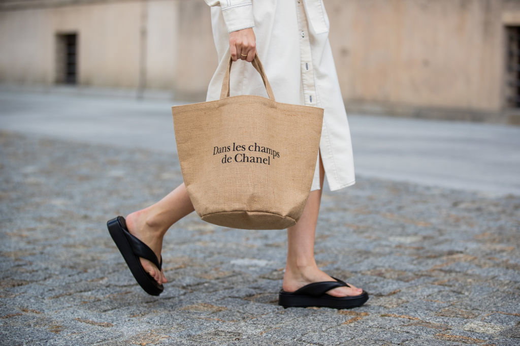 Buty i torebki wyprzedaż