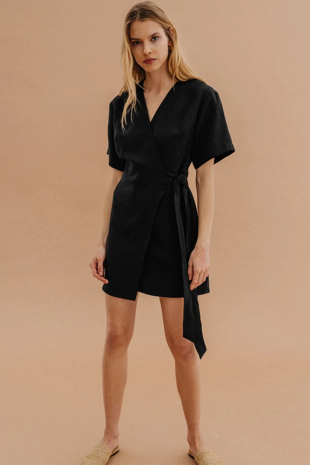 Sukienka-kimono: Nago