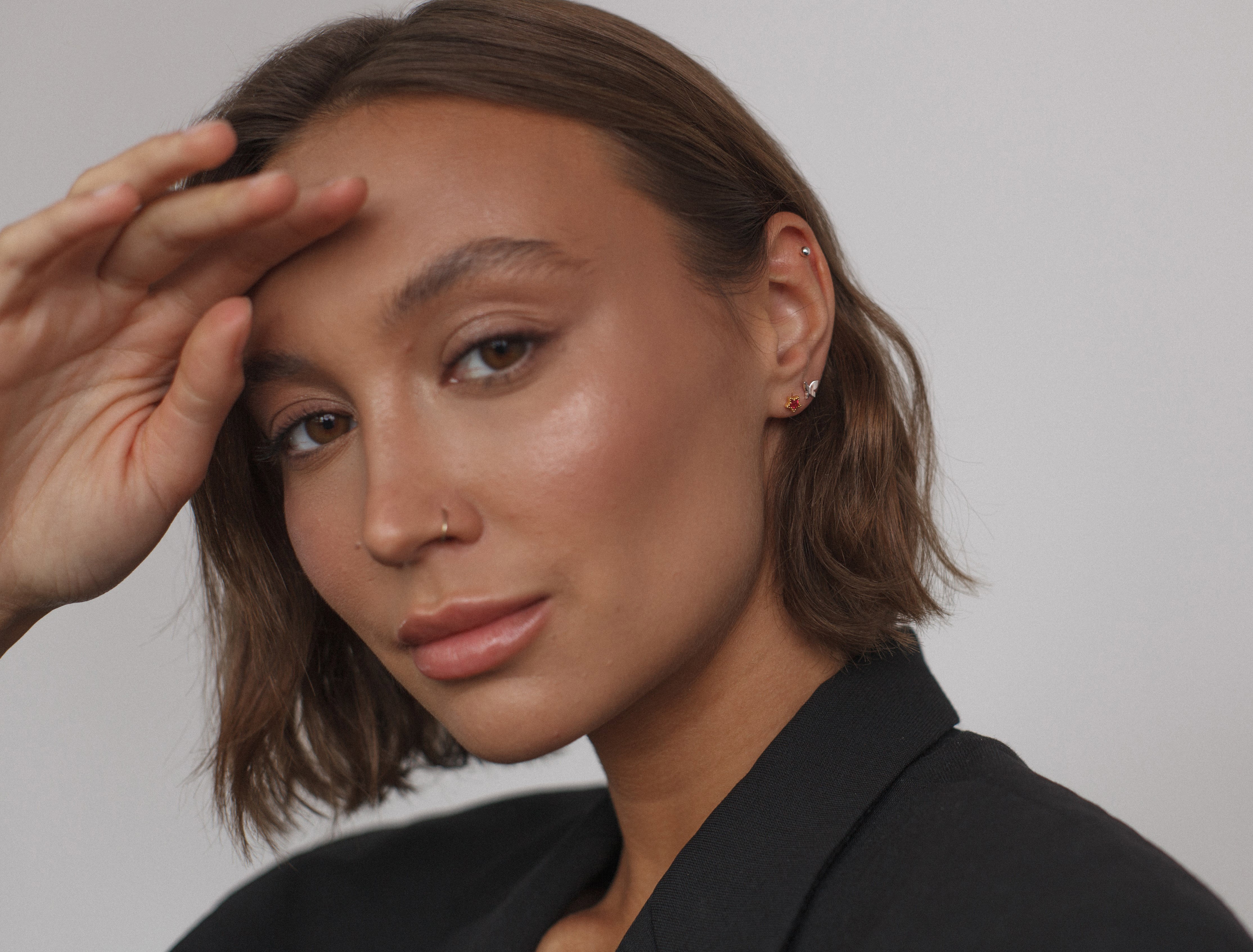 Piercing - modna biżuteria do stylizacji uszu. W tym sezonie 1 para kolczyków to za mało!