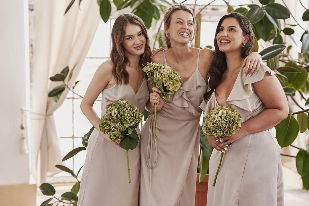 Sukienki dla druhen: przegląd sukienek na wesele. Niektóre z tych modeli założysz na wiele innych okazji!