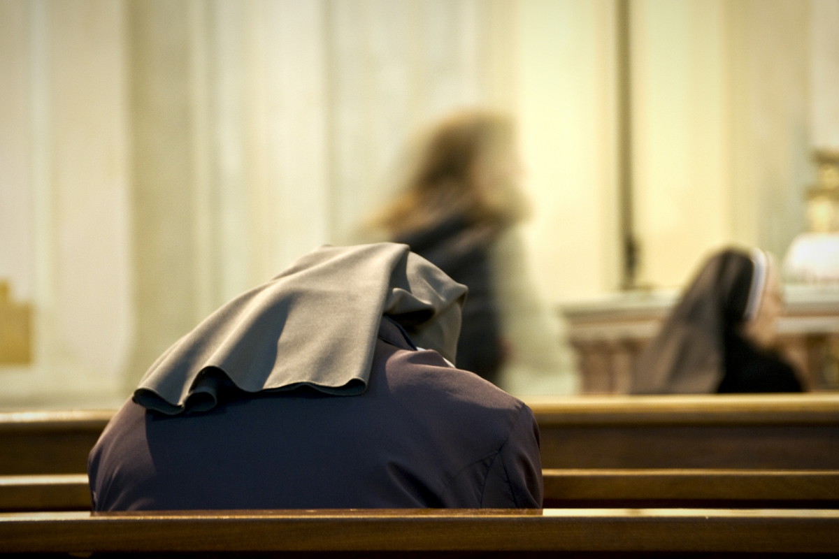 "Twoja matka jest prostytutką", "dostaniesz wpierdol" – zakonnice w DPS-ie w Jadowie wyzywały, biły i zamykały w klatkach dzieci z niepełnosprawnością intelektualną