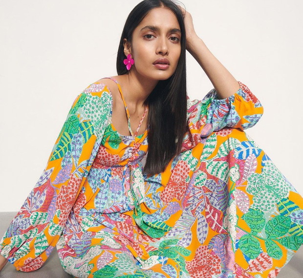 Sukienki na lato: zobacz nasz przegląd najbardziej romantycznych sukienek idealnych na wesele, urlop i do pracy