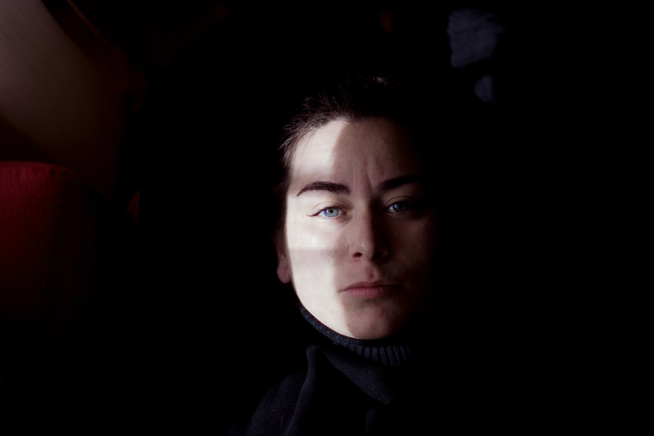 Sypiając z gangsterem: "Podejrzewałam, że mój mąż  robi jakieś  przekręty,  ale sądziłam,  że on „tylko” oszukuje  skarbówkę"