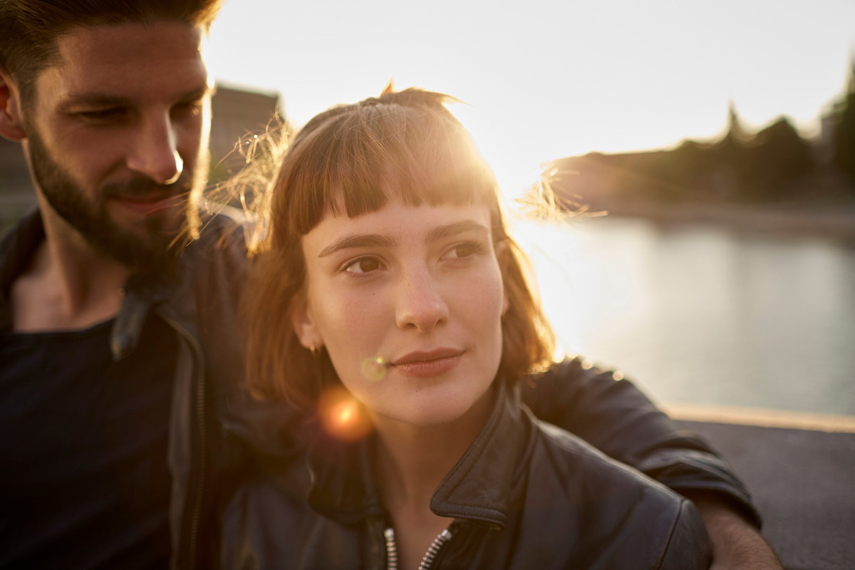 Horoskop partnerski: Byk i Lew. Czy mimo tak odmiennych charakterów mogą stworzyć udaną i długotrwałą relację?