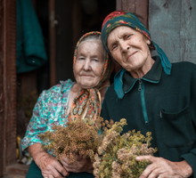 Rytuał szeptuch na pozytywne myślenie i pozbycie się zła. Potrzebujesz do niego jednej rzeczy