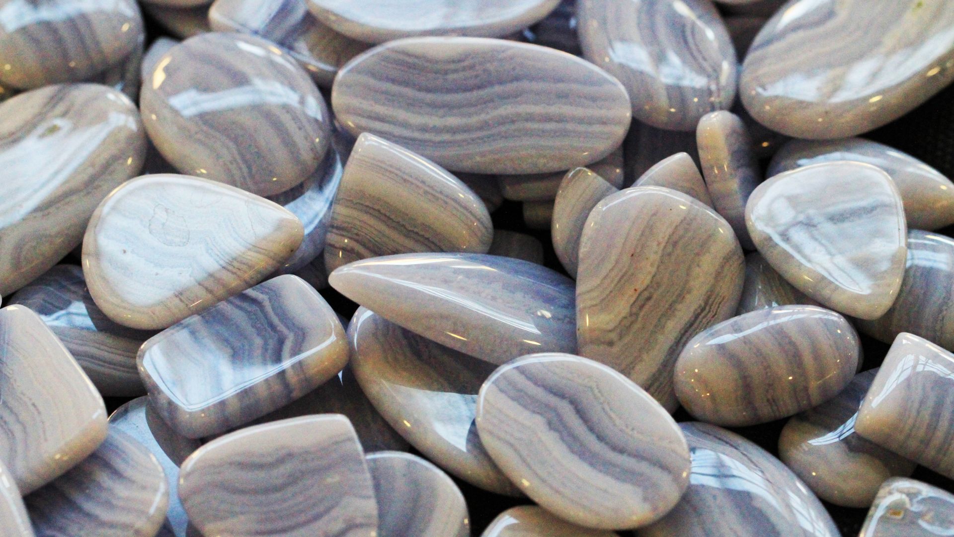 chalcedon właściwości