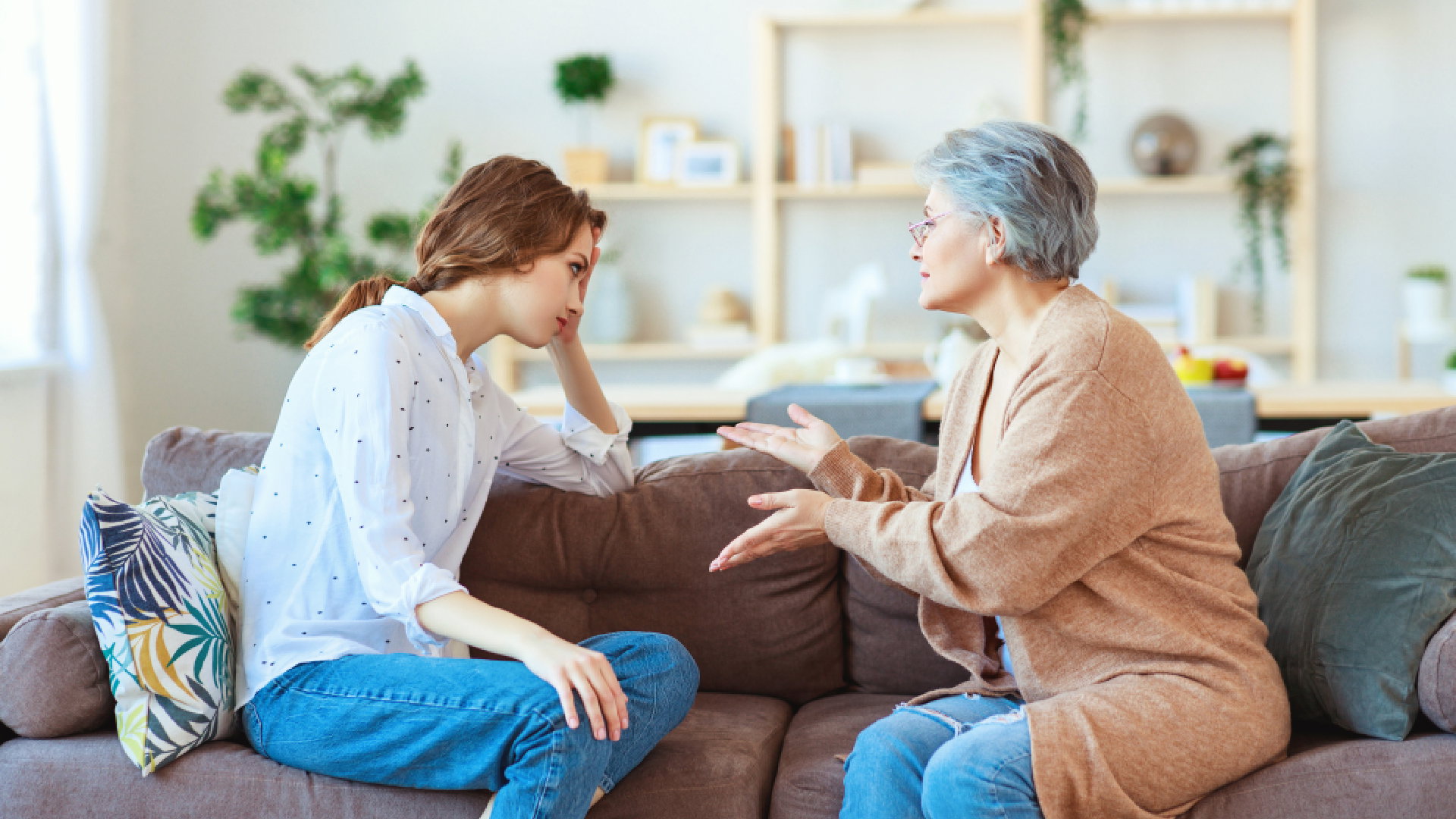Kobiety o tych 3 imionach to najgorsze teściowe. Synowe przechodzą z nimi piekło na ziemi