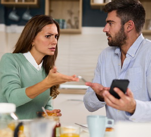 Te 3 znaki zodiaku nie potrafią dochować wierności