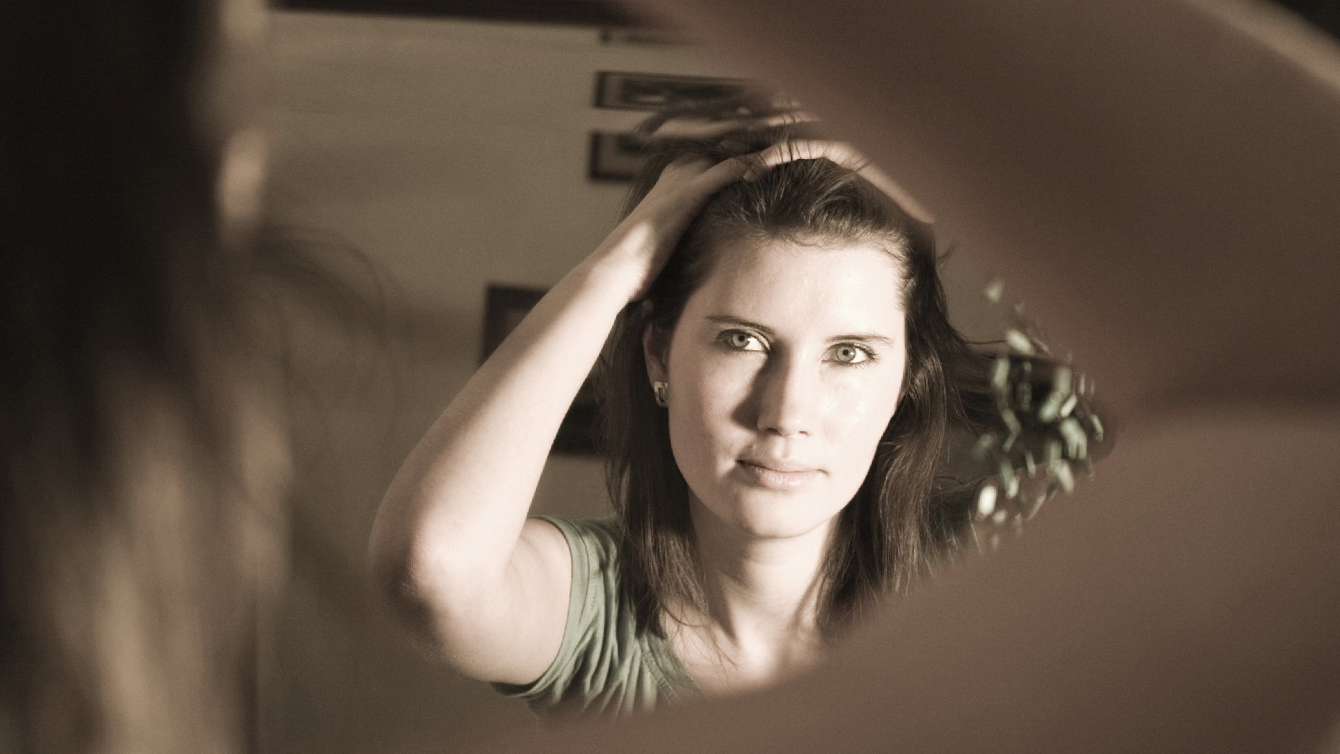 Jak poradzić sobie z wampirami energetycznymi Wykonaj ten lustrzany rytuał