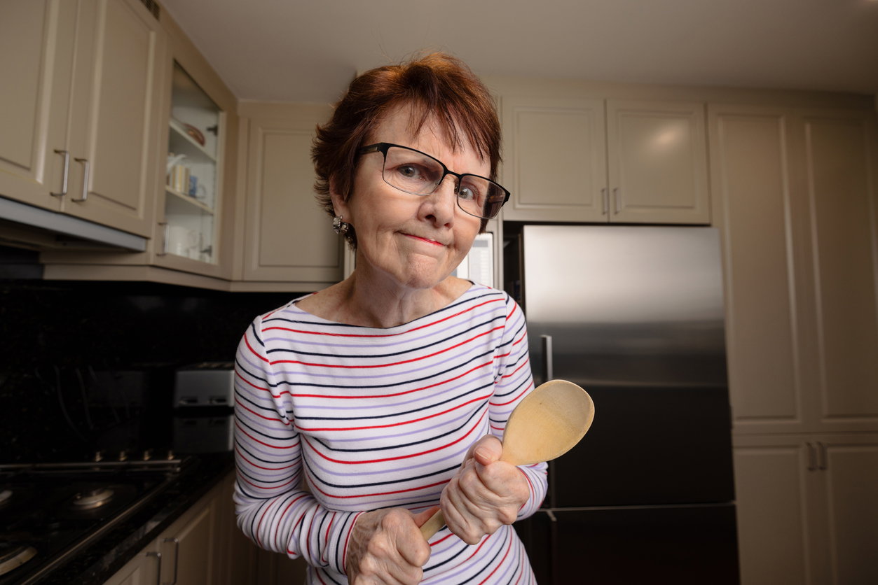 Te 3 znaki zodiaku to wyjątkowe złośnice. Grają na nerwach całej rodzinie