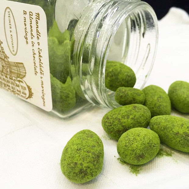 Migdały w czekoladzie z moringą