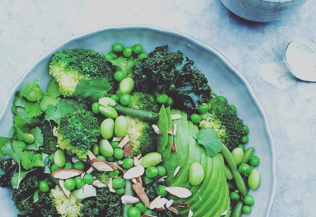 Moringa jest też dobra do sałatki