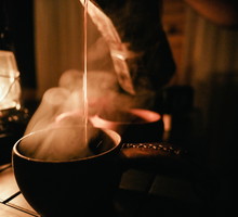 Wystarczy ten gorący napój, by się w tobie zakochał. Cygańskie zaklęcie na miłość działa cuda