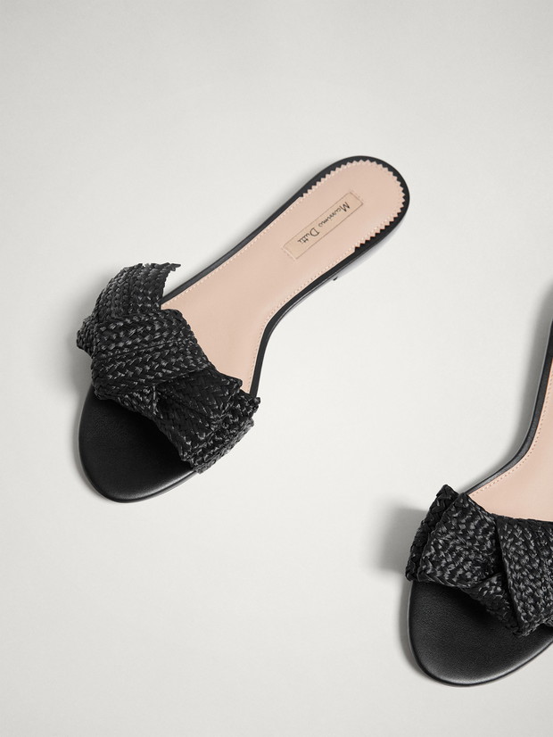 Klapki z kokardą 179 zł