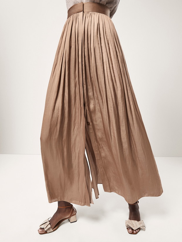 Lejąca się spódnica 199 zł