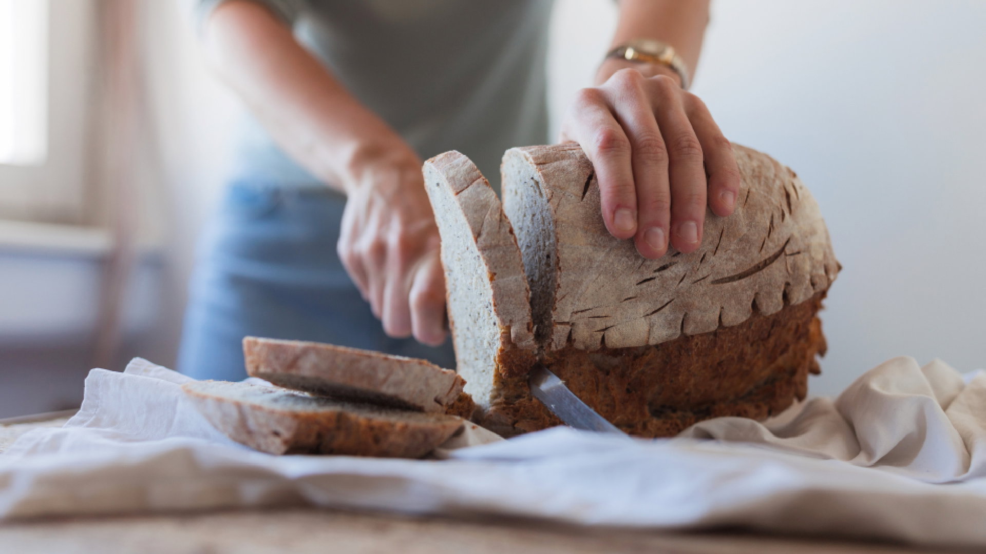 Pod żadnym pozorem nie krój chleba w ten sposób. Inaczej otworzysz drzwi duchom