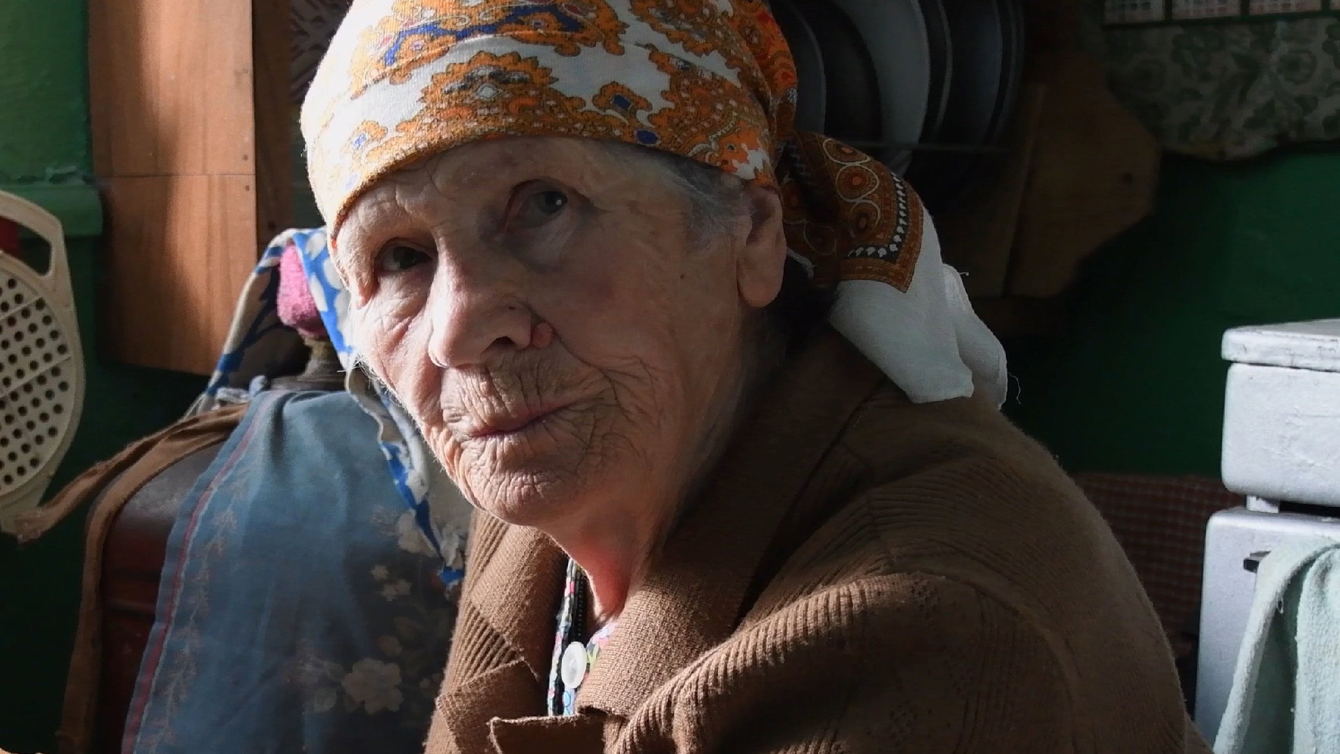 Rytuał szeptuch na stres w pracy. Możesz go wykonać w każdej chwili