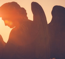 Angelologia: Znak, że twój anioł stróż chce ci przekazać coś ważnego. Do tej pory ignorowałaś ten subtelny sygnał