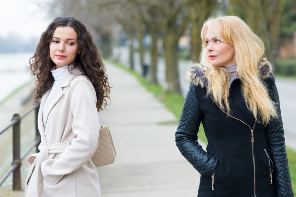 Kobiety o tych 2 znakach zodiaku to zazdrośnice. Na wszystkich patrzą zawistnym okiem