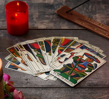 Odkryj kartę tarota na 2023 rok. Zapowiada czas pełen wyzwań