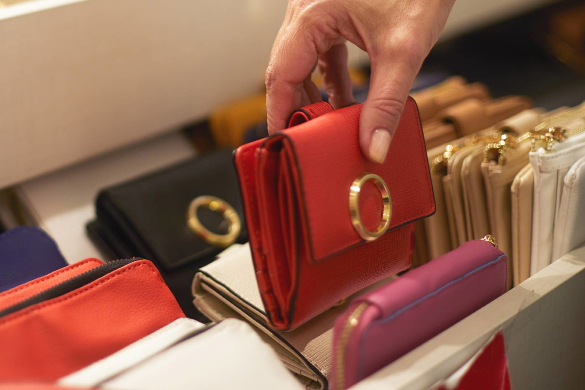 Portfel w tym kolorze przyciąga pecha. Jeśli taki masz, koniecznie się go pozbądź