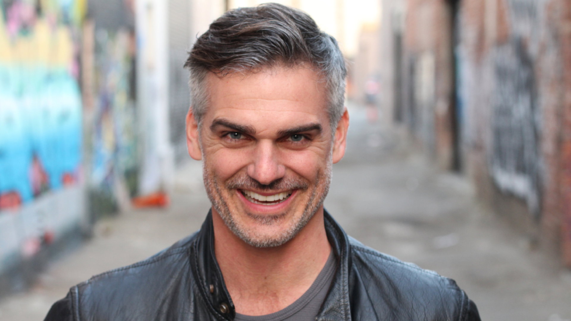 Mężczyźni o tych 2 znakach zodiaku to wieczni chłopcy. Nigdy nie dorosną do związku