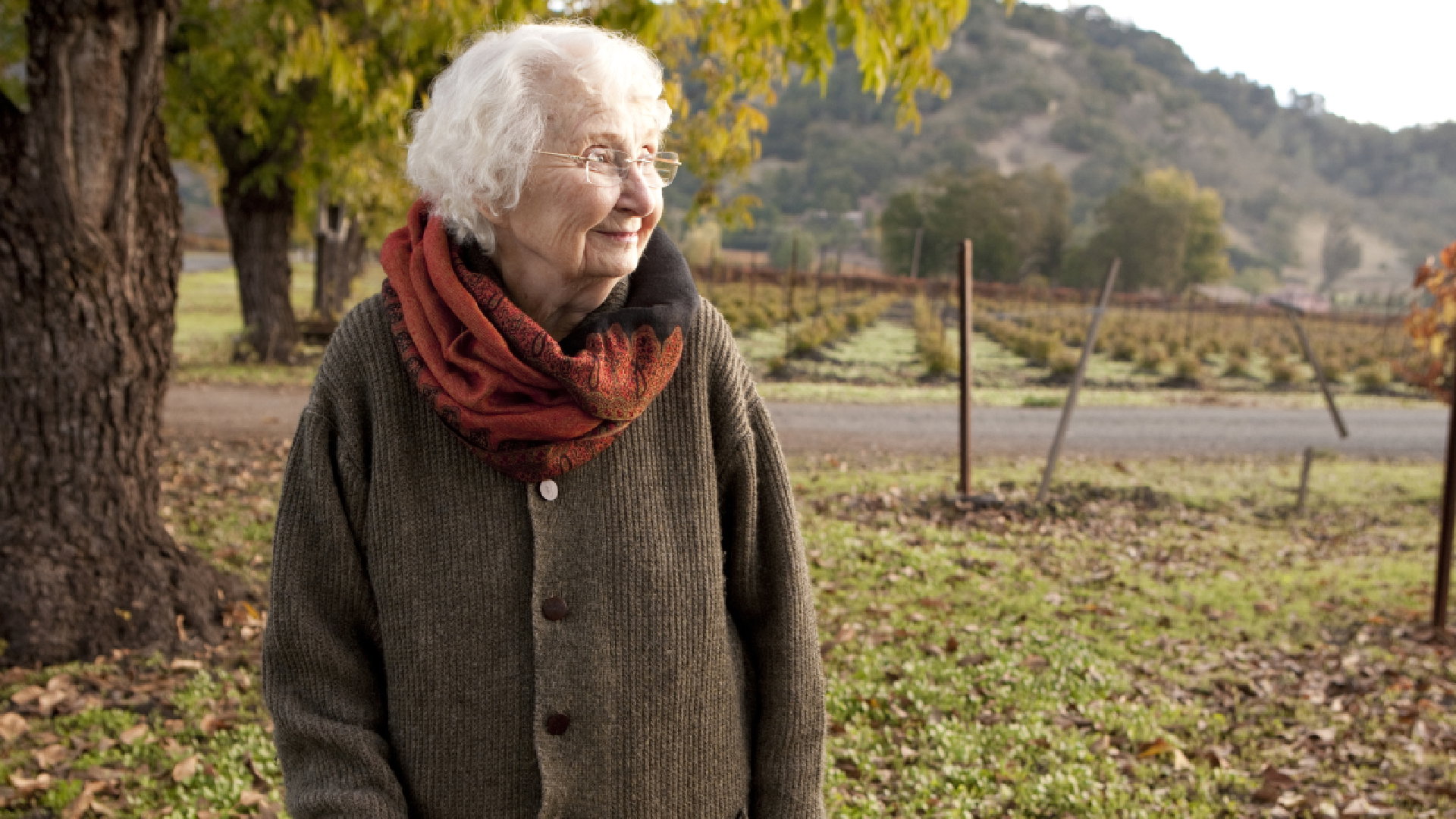 Przesądy lubelskie: babcia z Lubelszczyzny ostrzega przed 1 rzeczą. Lepiej tego nie robić, żeby uniknąć nieszczęścia