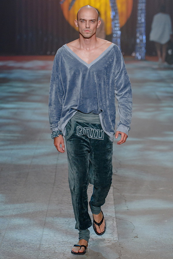 Robert Kupisz lato 2017