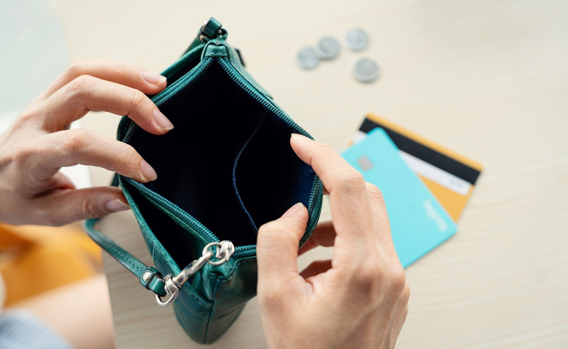 Noś tę 1 drobiazg w torebce, a szczęście cię nie opuści