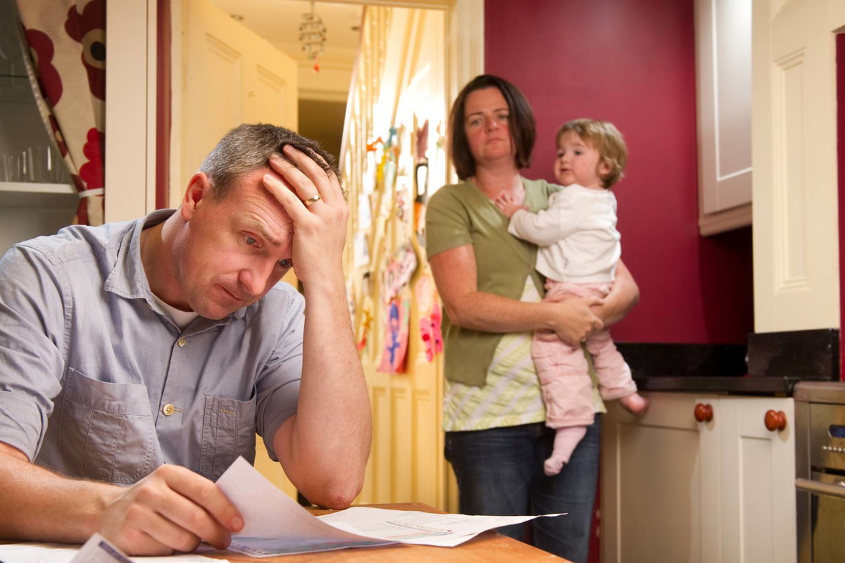 Pod żadnym pozorem nie trzymaj tego w portfelu. Jeśli to masz, z pewnością ściągniesz na siebie długi