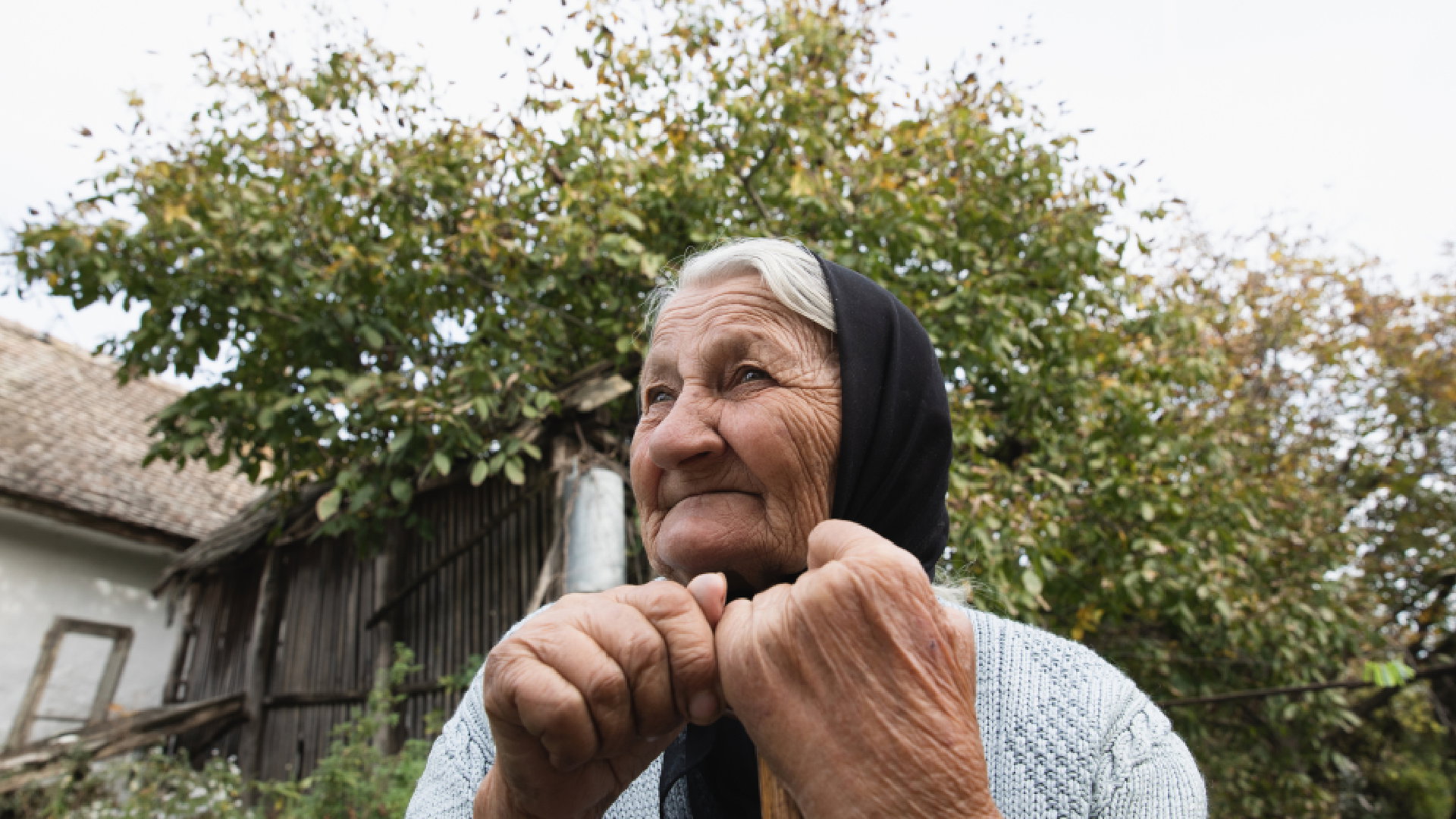 Rytuał szeptuch na złamane serce. Babcie radzą, co zrobić, żeby zagoić rany
