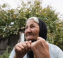 Rytuał szeptuch na złamane serce. Babcie radzą, co zrobić, żeby zagoić rany