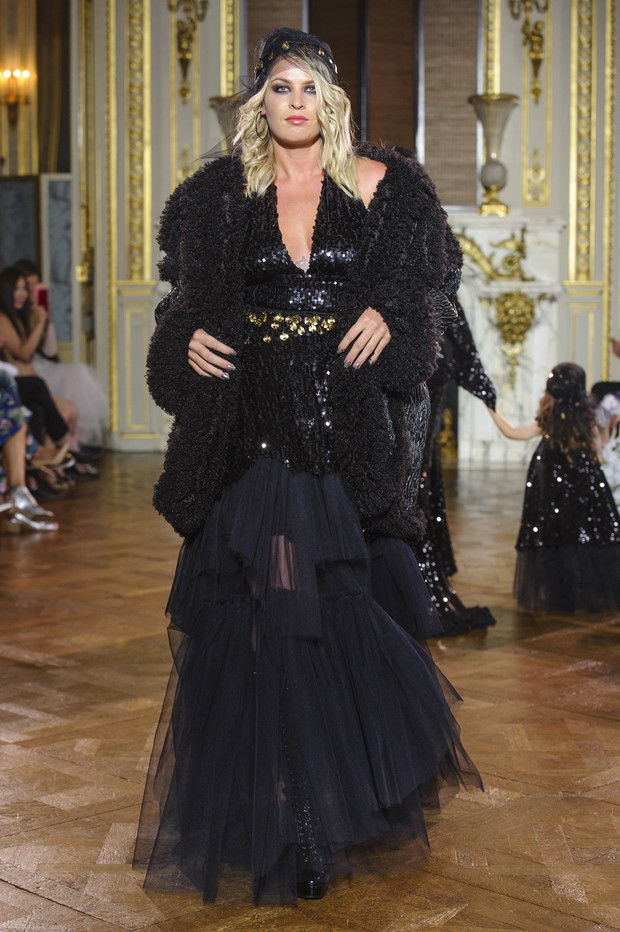 Eva Minge pokaz w Paryżu