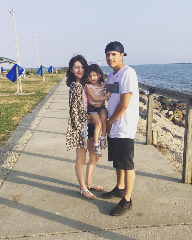 Monalisa Perez i Pedro Ruiz z córką