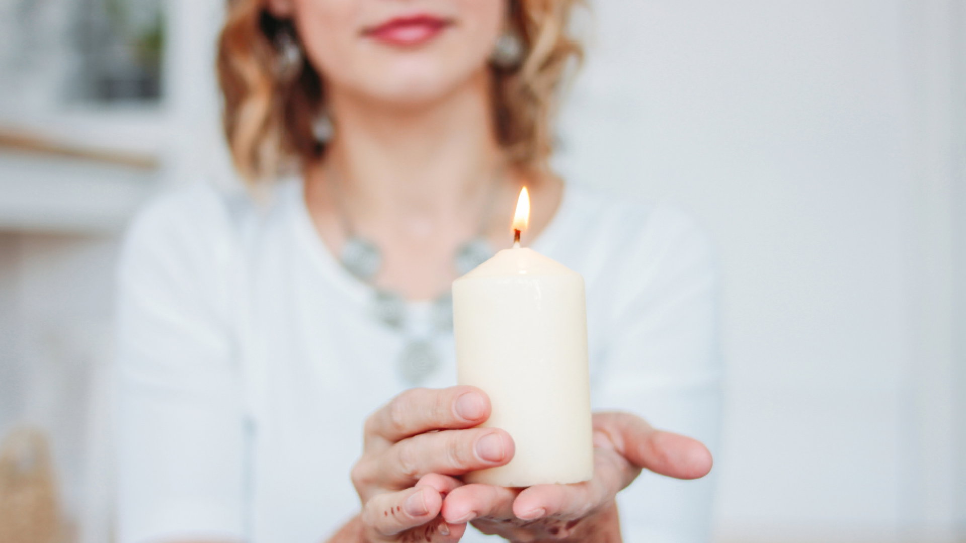 Uwolnij się z toksycznej relacji. Pomoże ci metoda białej świecy