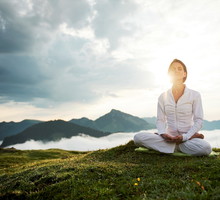 Tę świecę palimy w pełnię księżyca. Jej kolor ma ogromne znaczenie